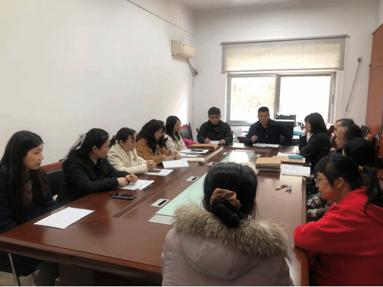 会计学院教师第一党支部召开2025年度组织生活会暨民主评议党员会议