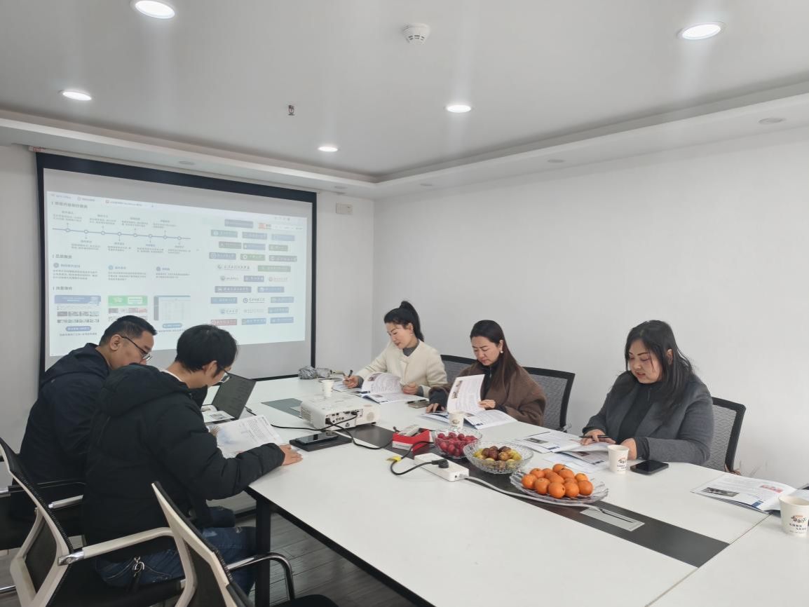 工商管理学院赴武汉访企拓岗并看望校友
