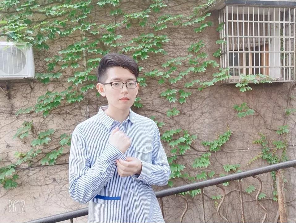 刘明鑫.jpg